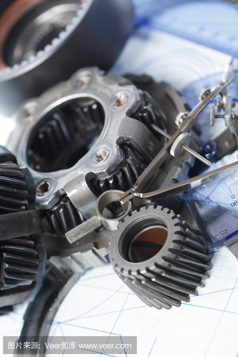 齒輪上的藍圖